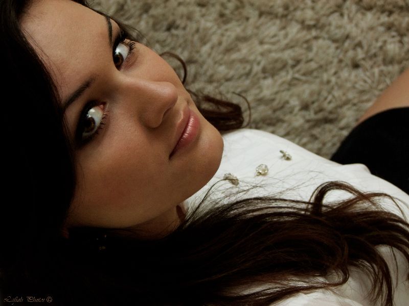Sarah_Portrait007.jpg