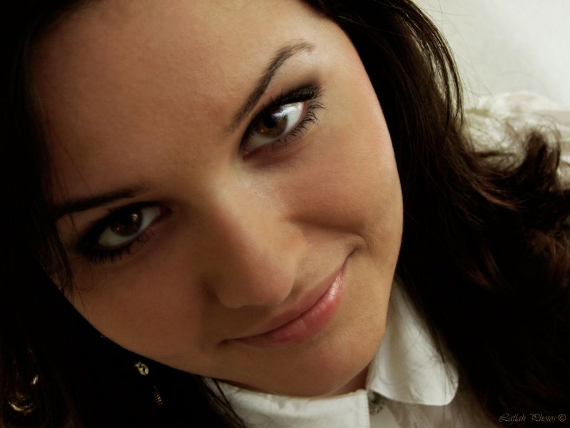 Sarah_Portrait008.jpg